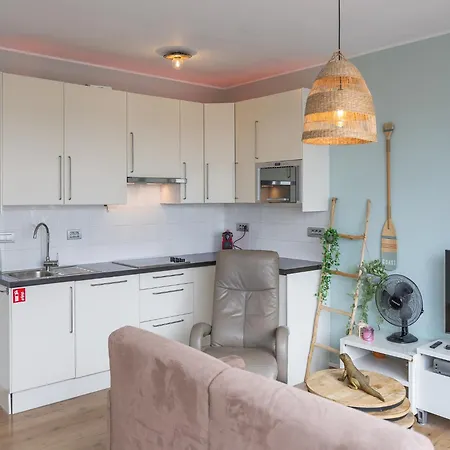 Rooftop Apartment In Blankenberge By The Beach דירה *